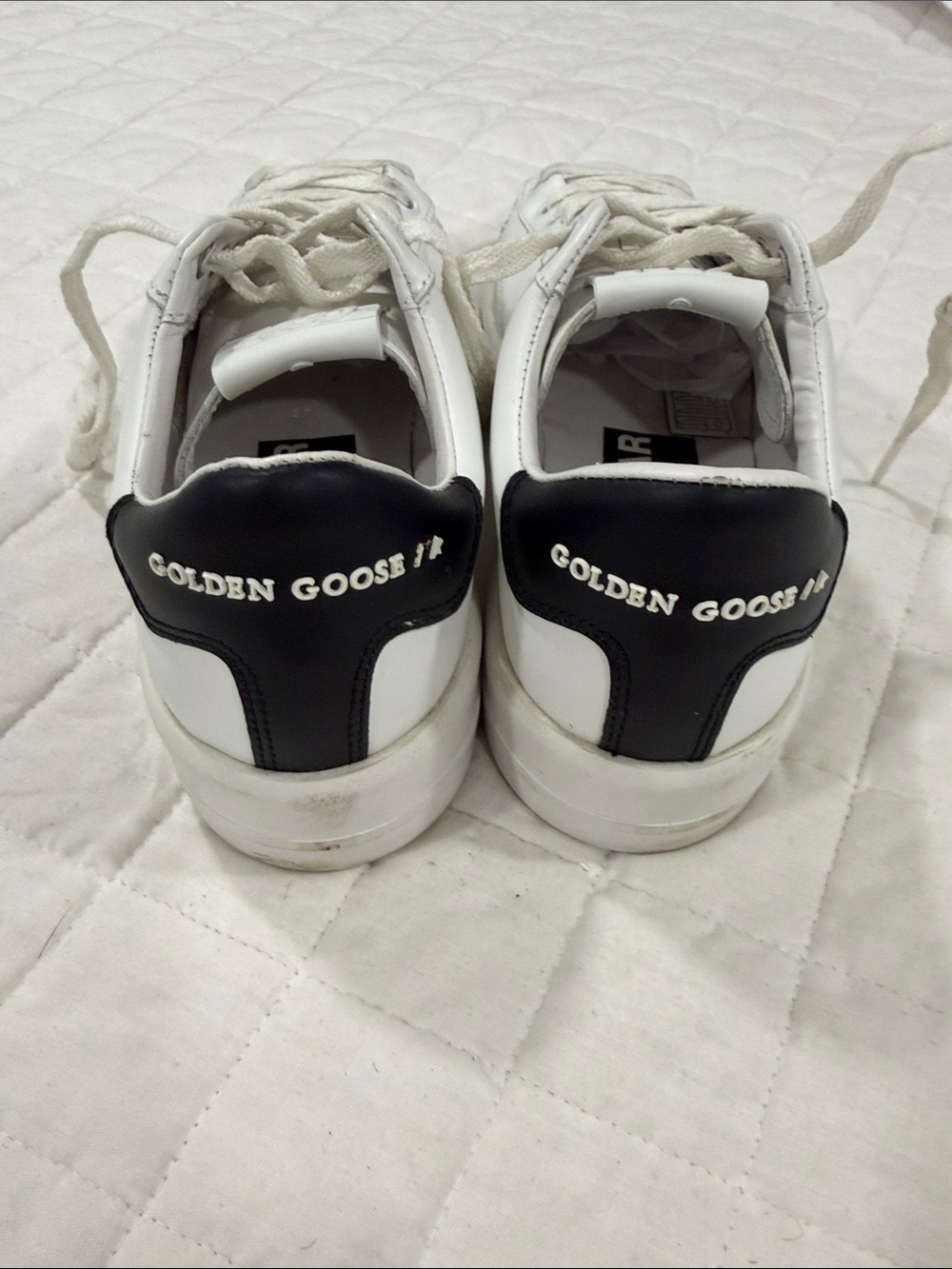 GOLDEN GOOSE - PURE STAR White Leather Low-Top Sneakers with Black Heel - Picture 5 of 6